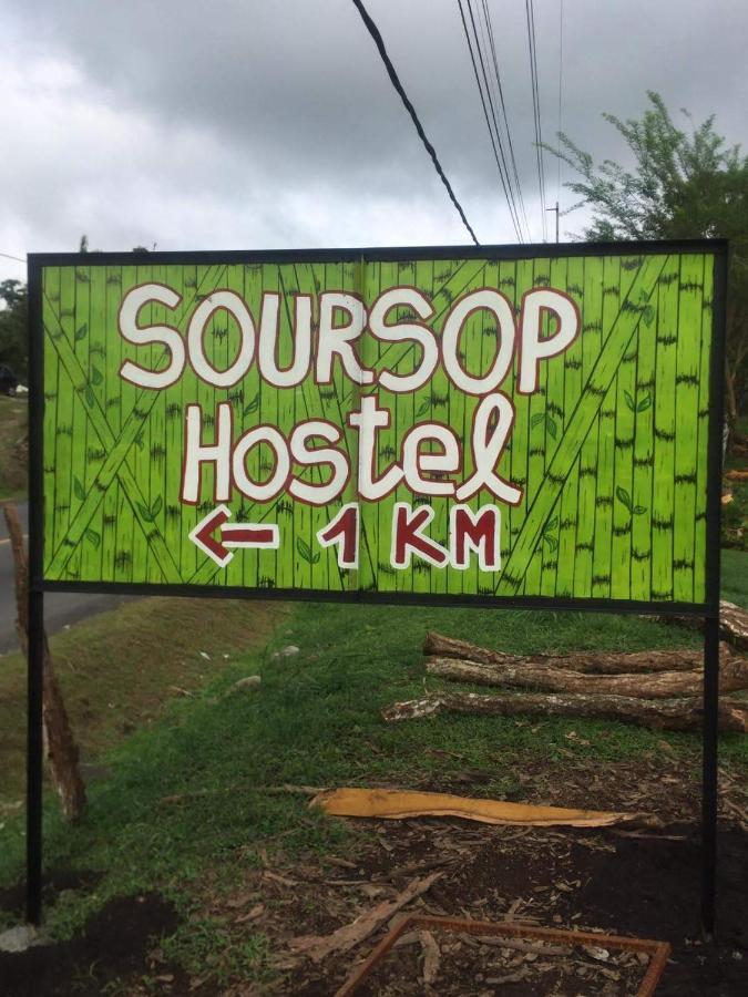Soursop Hostel Cueta Εξωτερικό φωτογραφία