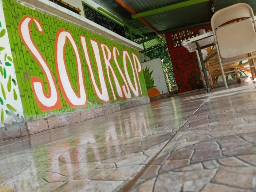 Soursop Hostel Cueta Εξωτερικό φωτογραφία